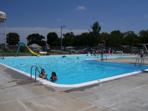 Eagle_pool03.jpg